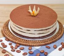 /images/menu/2015-04/sponge-tiramisu-whole.jpg